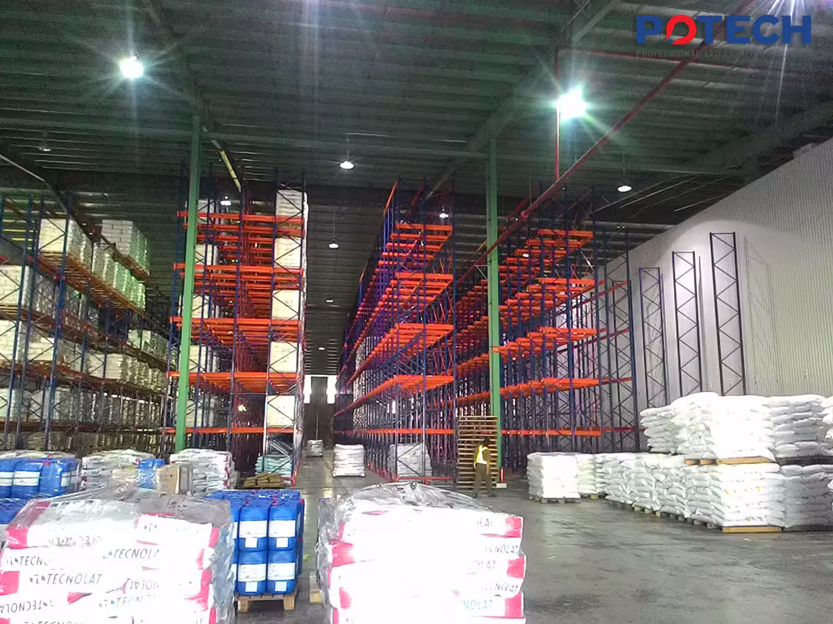 Chiếu sáng nhà kho công ty Brenntag