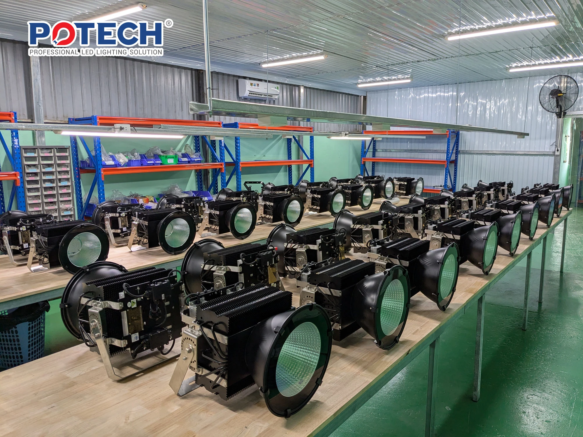 Đèn pha LED PT-HPL sản xuất POTECH