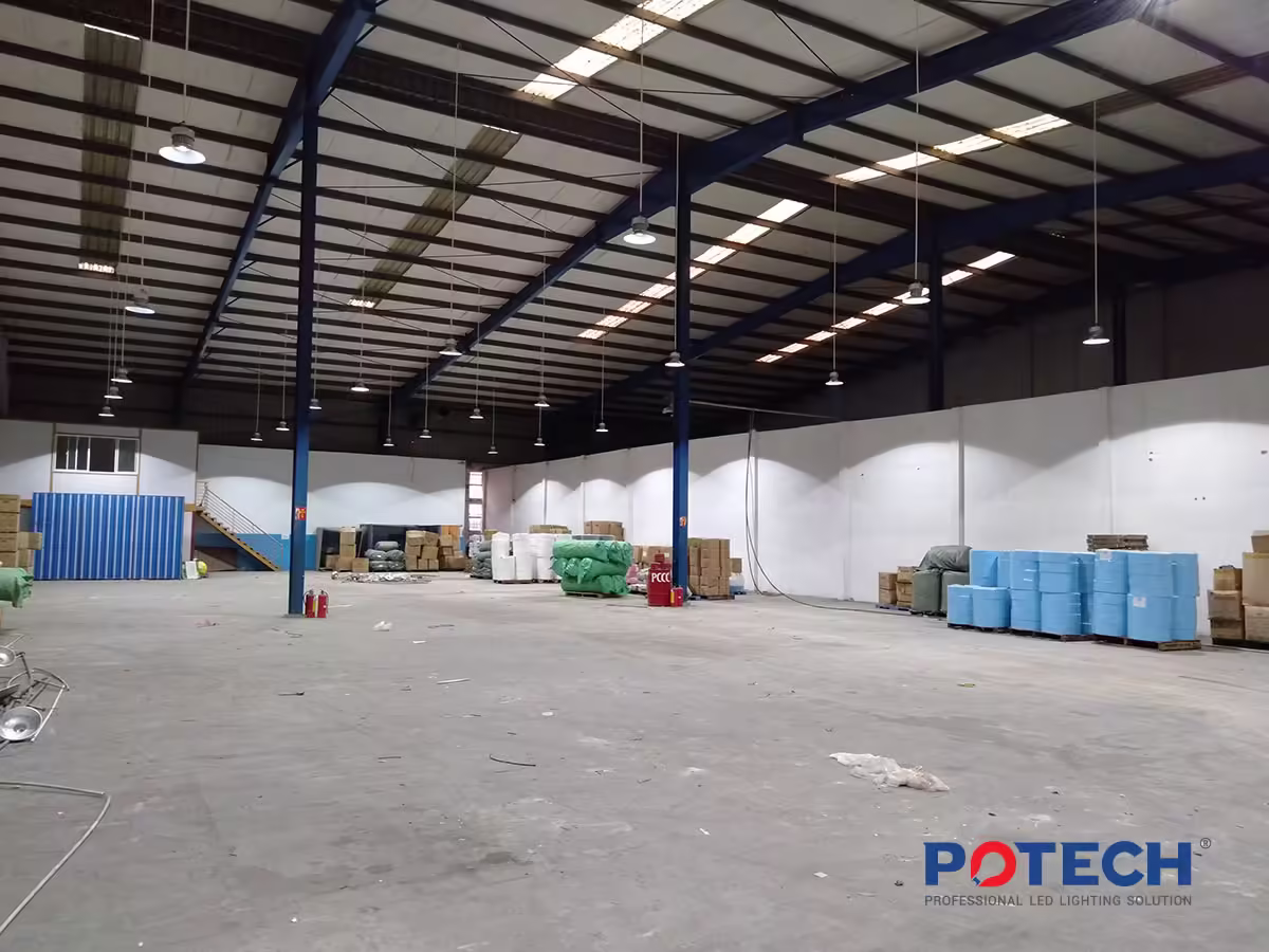 Đèn LED nhà xưởng Công ty CP Bông Bạch Tuyết