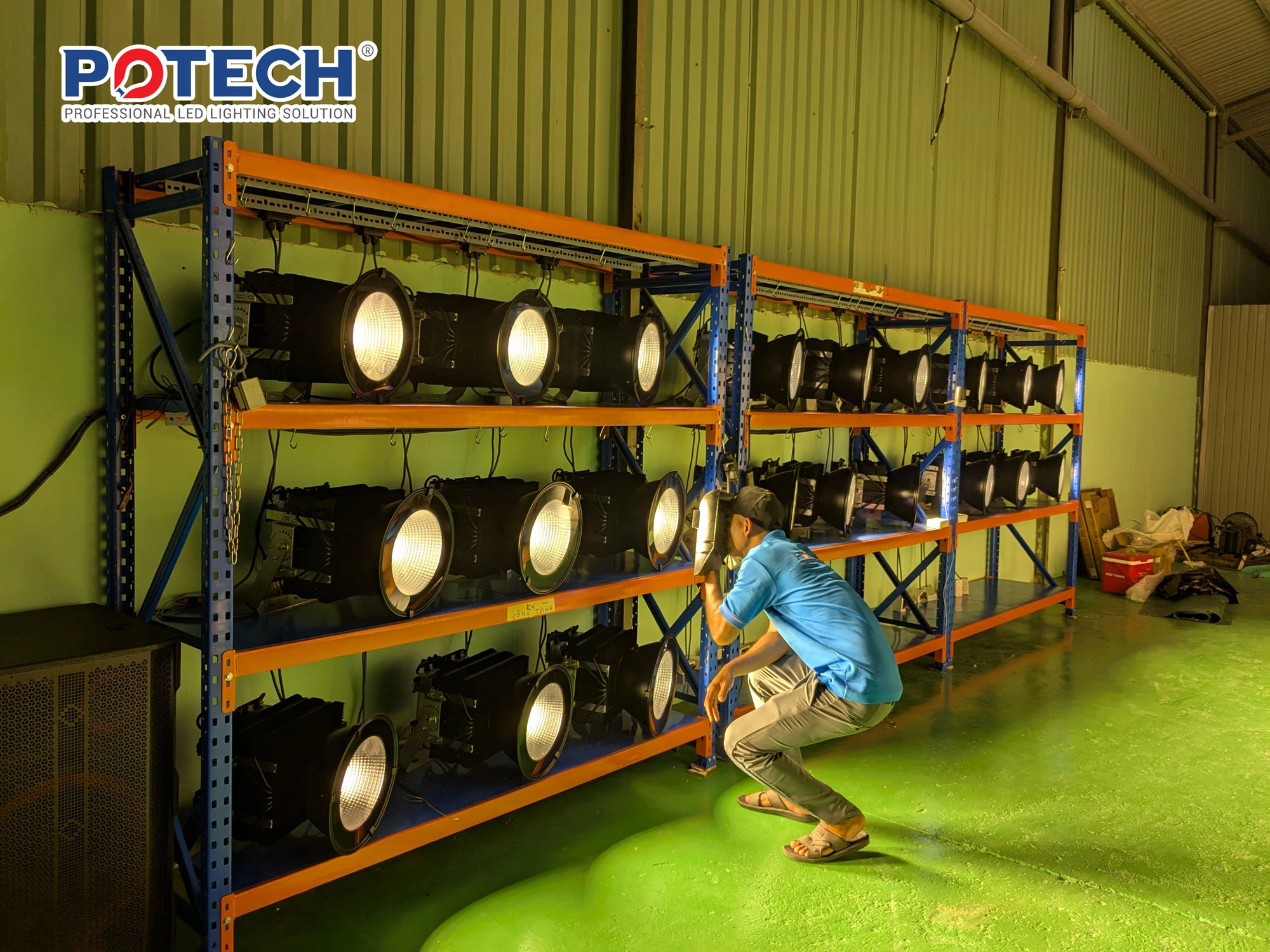 Đèn pha LED PT-HPL sản xuất POTECH