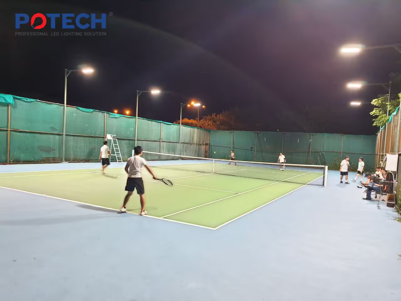 Đèn LED Sân Tennis Nhiệt Điện Vĩnh Tân