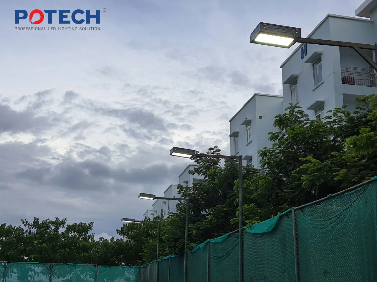 Đèn LED Sân Tennis Nhiệt Điện Vĩnh Tân — ảnh 4