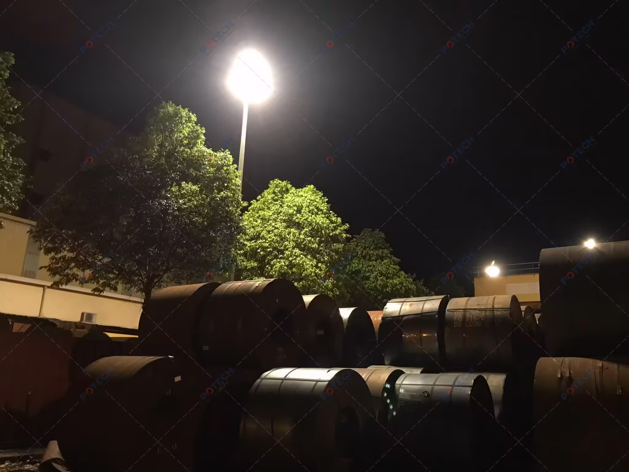 Đèn pha LED nhà máy thép Pomina