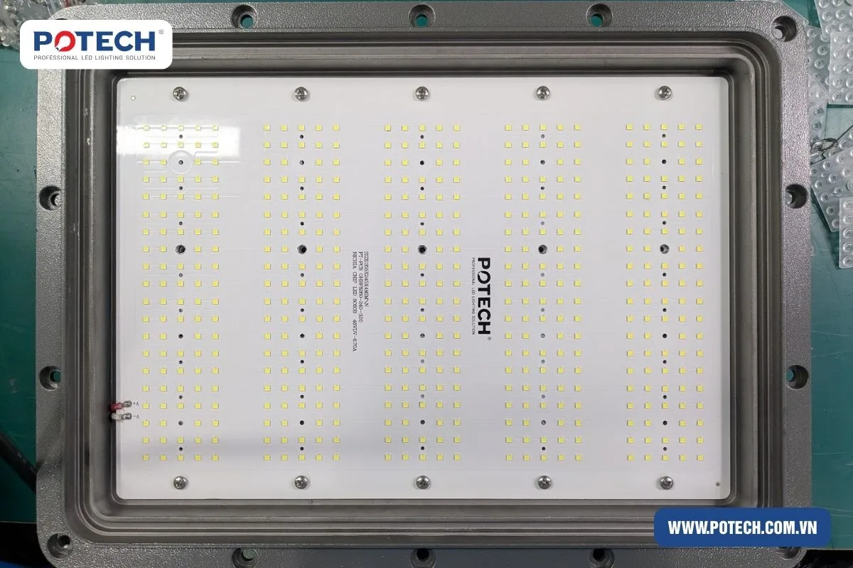 Chip LED Nichia dùng cho đèn chống cháy nổ POTECH